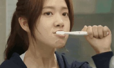女生想要越来越精致,睡前应该怎样做?