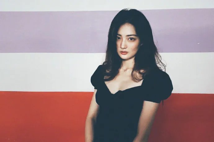 徐璐胡冰卿经纪人互撕，究竟两方谁对谁错？