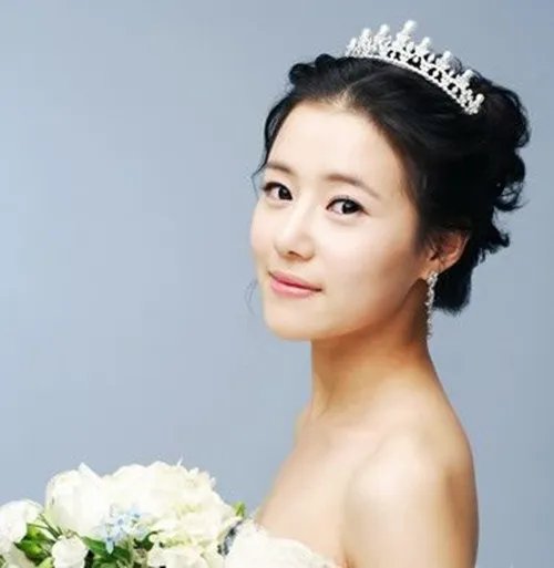 婚礼上适合新娘唱的歌推荐  结婚新娘入场唱什么歌