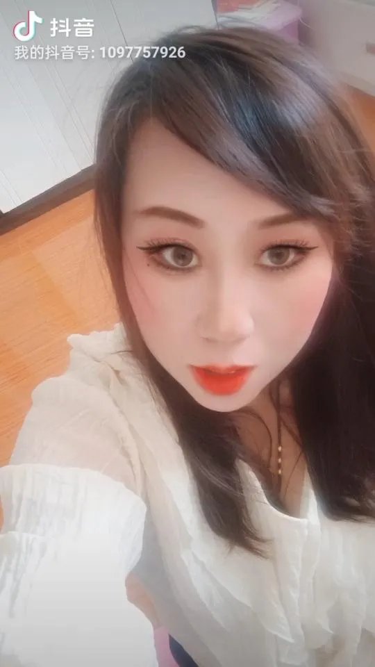 半夜不睡觉的女人都在什么?
