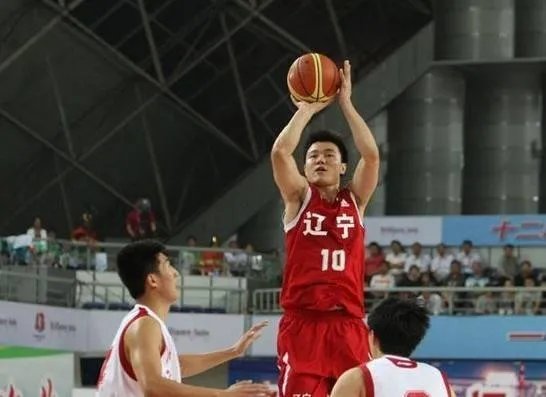 辽宁男篮名将刘书楠,为什么被封杀了?