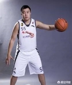 你觉得cba广厦和辽宁的最大区别是什么？