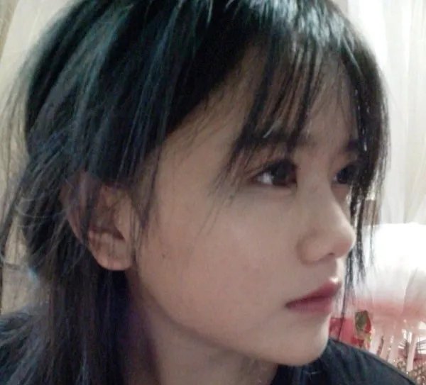南笙姑娘《男人装》大尺度写真 性感唯美露酥胸