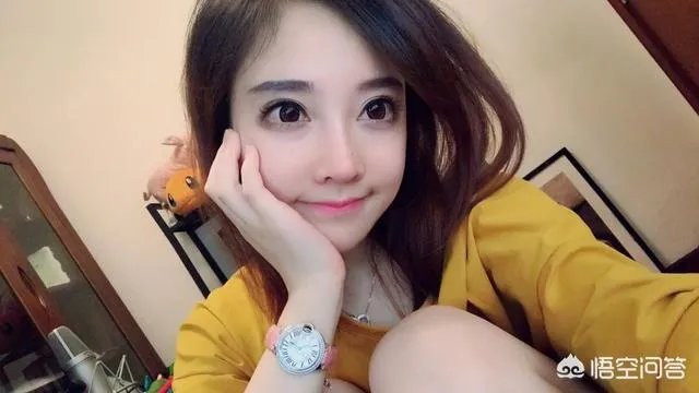 你觉得冯提莫是目前最火的主播吗?
