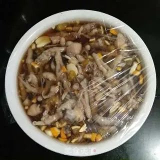 柠檬泡椒凤爪