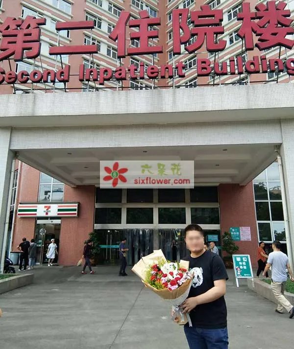 法国巴黎一医院门口发生枪击事件,你在医院门口见过哪些离谱的事?