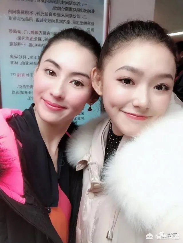 两代星女郎张柏芝林允合影，你更看好谁？