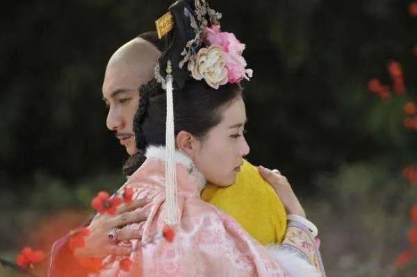 《三寸天堂》是什么电视剧的主题曲？