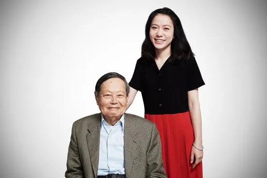 杨振宁夫妇为何不要孩子？  盘点那些老来得子的明星们