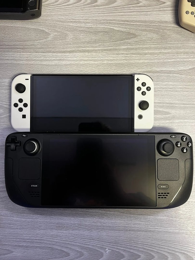Steam Deck与各掌机对比图 比Switch大上一块