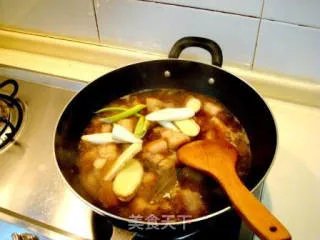 传统红烧肉