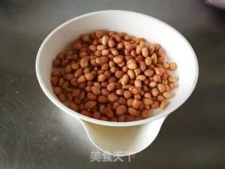 烤花生米