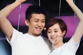 邓超微博求助网友,准备孙俪生日礼物,怎料热评第一是个“屁”字吗?