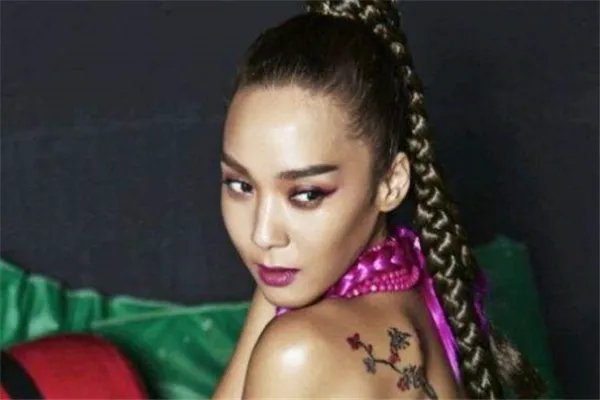 韩国十大女rapper：泫雅上榜，第一嫁给了韩国rap大佬