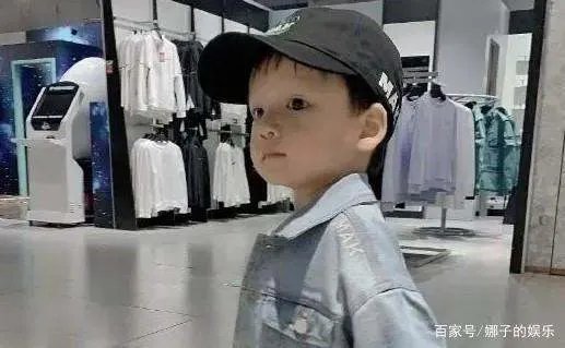她用6年整容成杨幂,后和富二代结婚,如今怎样了?