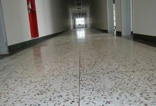 水磨石地面价格是多少 水磨石和瓷砖哪个好