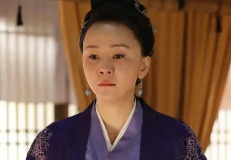 孙楠带前妻女儿看话剧!买宝瑶气质出众,继承演员妈妈大长腿,状态如何?