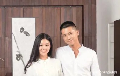 王雷和李小萌相恋七年,大学浪漫求婚,低调的明星夫妻你怎么看?