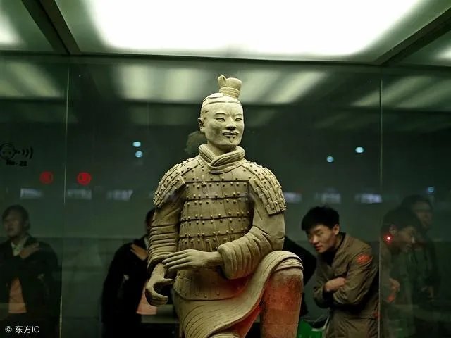 兵马俑手指在美国被偷,为什么要裸展?