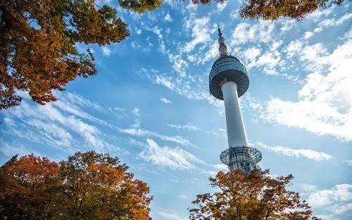 韩国首尔地铁公交为何上下班免费?