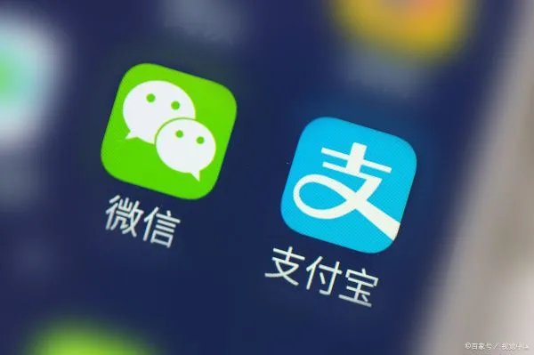 小伙半夜偷换二维码，一星期躺赚十几万，你怎么看？
