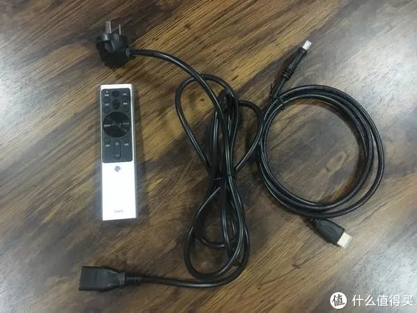 长虹激光电视