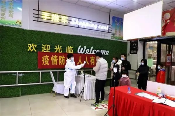 上海分阶段推进复商复市首日，烟火气正在回来，当地的情况如何？